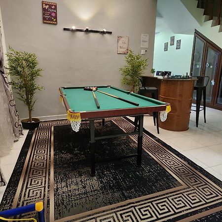 Galaxy Guest Home By Ipoh Maju Stay ภายนอก รูปภาพ