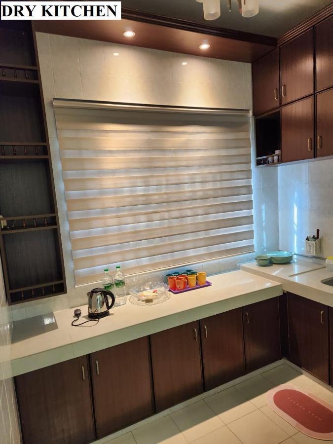 Galaxy Guest Home By Ipoh Maju Stay ภายนอก รูปภาพ