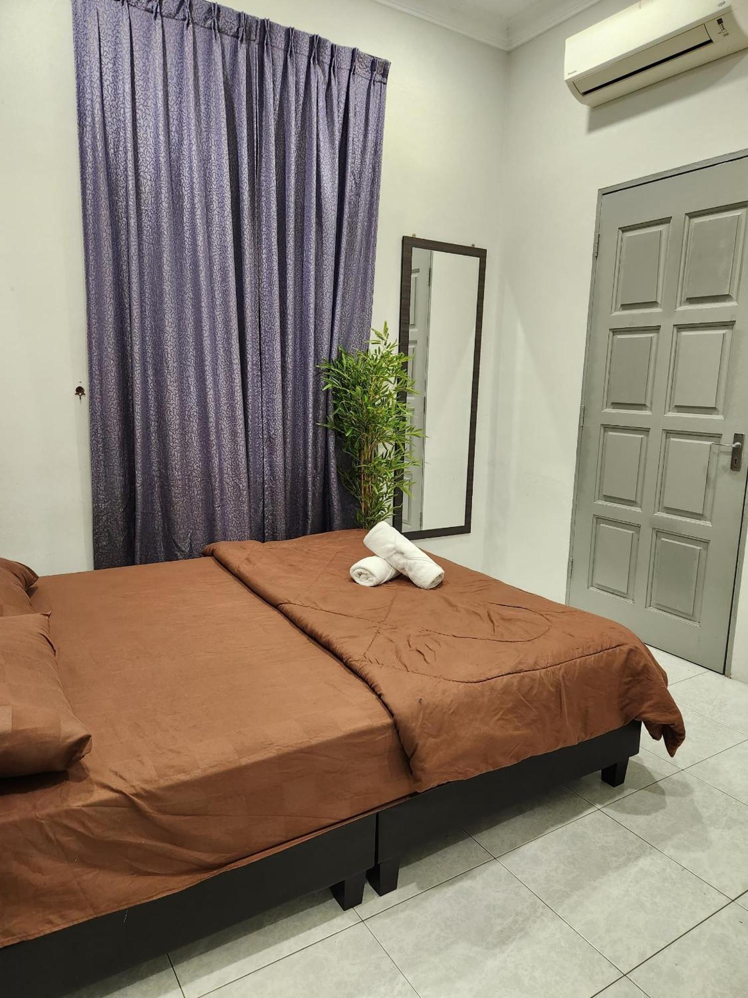 Galaxy Guest Home By Ipoh Maju Stay ภายนอก รูปภาพ