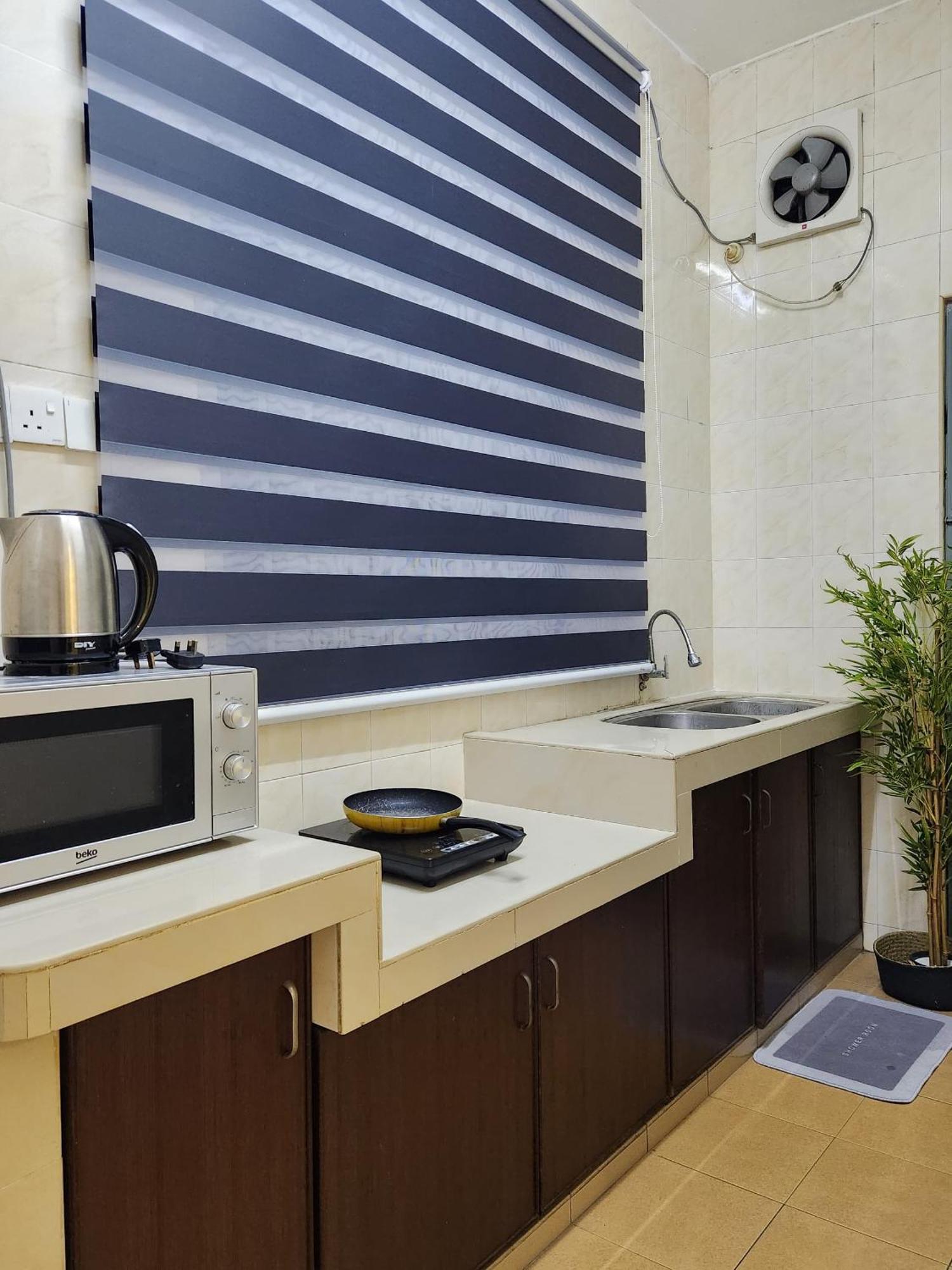 Galaxy Guest Home By Ipoh Maju Stay ภายนอก รูปภาพ